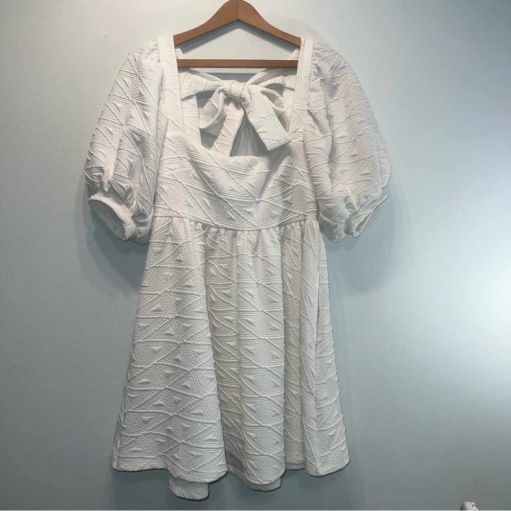 Free People Mini Dress XS White Textured Puff Sleeve Violet Babydoll